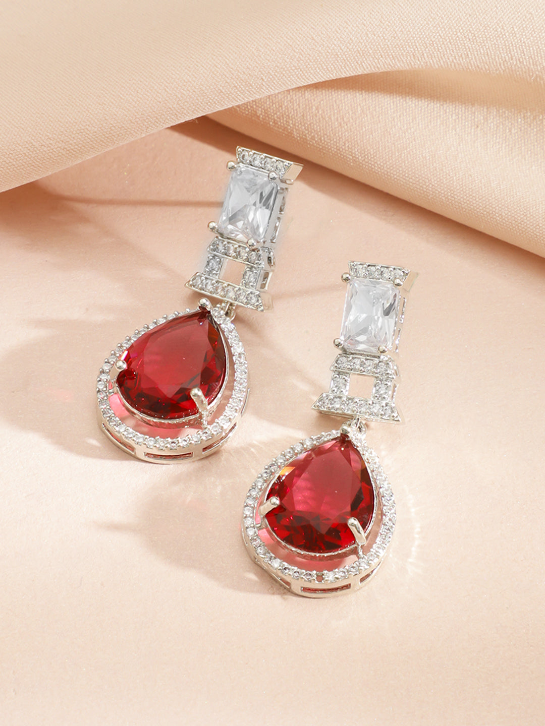 Ruby Glow American Diamond Zirconia White Necklace Set フリーサイズ