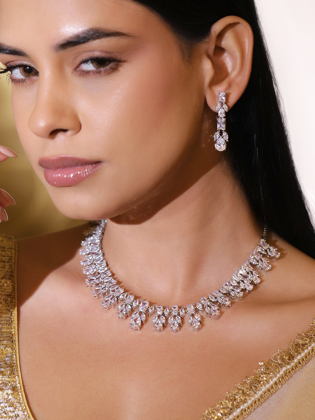 Eternal Shine All-White American Diamond Crystal Necklace Set フリーサイズ