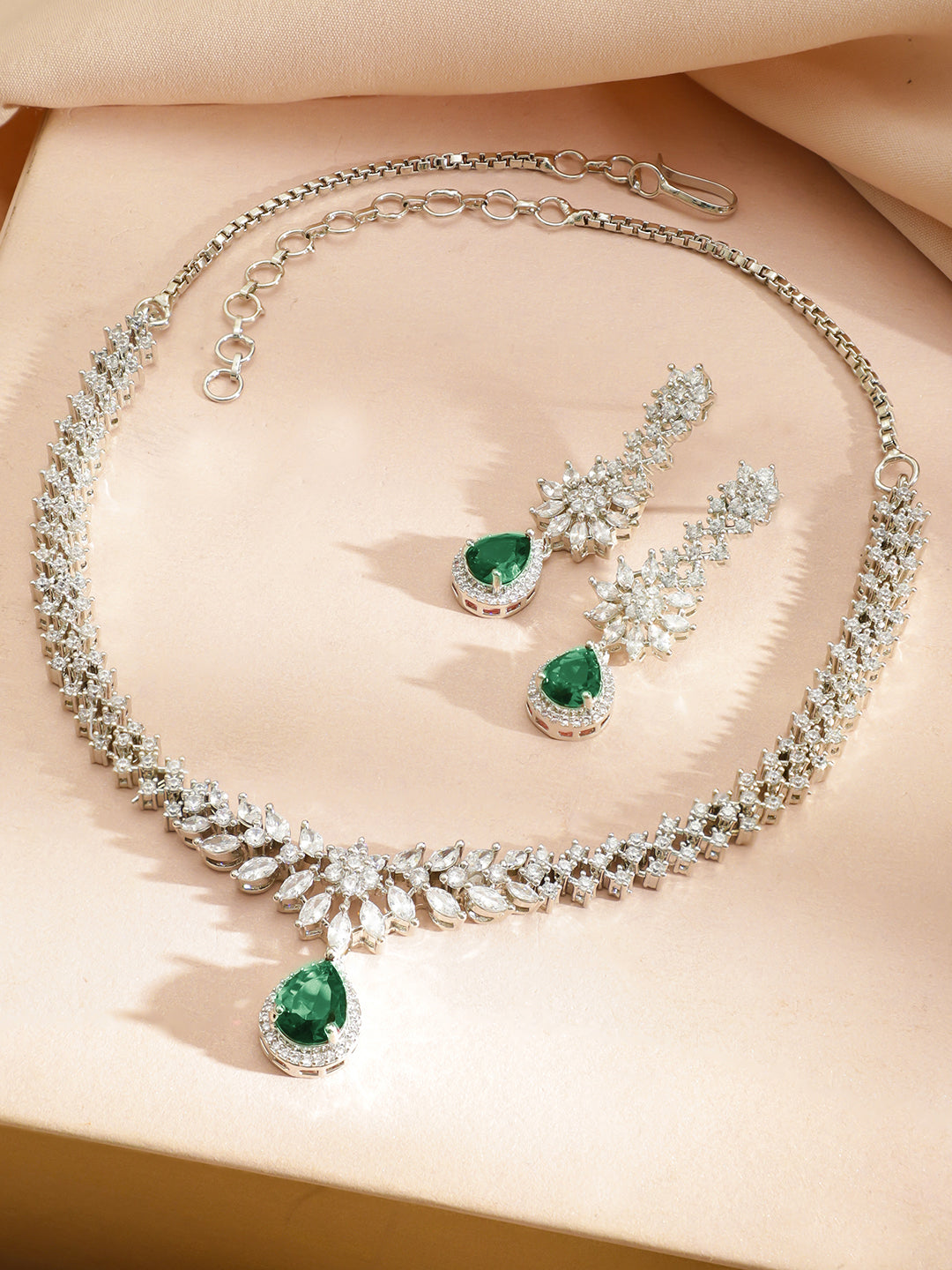 Whispers of Earth and Elegance Necklace Set フリーサイズ
