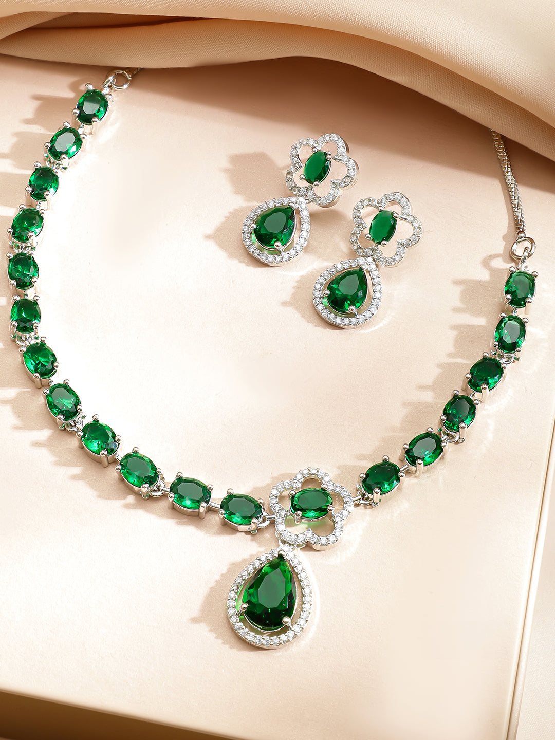 Enchanted Emerald Necklace Set フリーサイズ