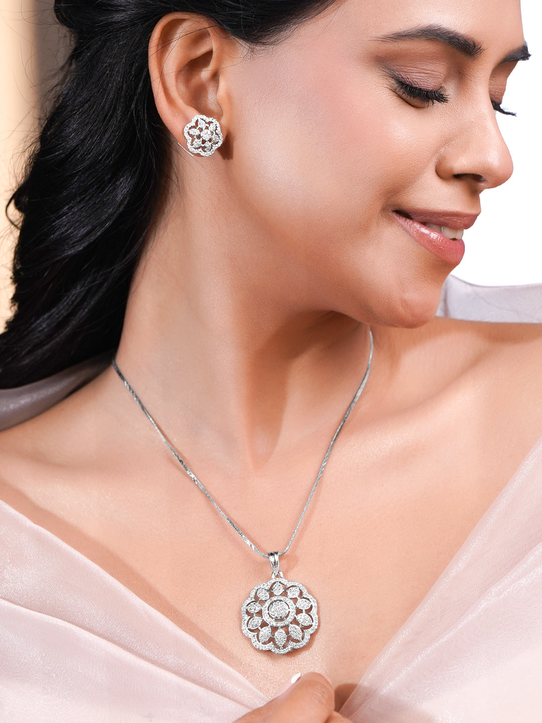 Everyday Bloom Sparkle Pendant Set Length - Necklace - 21 cm