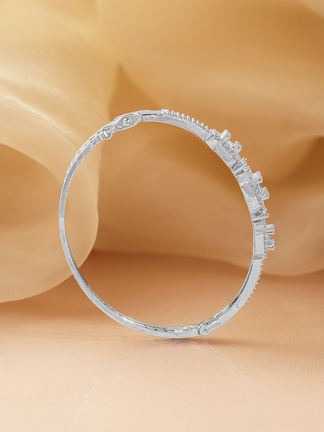 Timeless Cubic Zirconia Statement Bracelet フリーサイズ