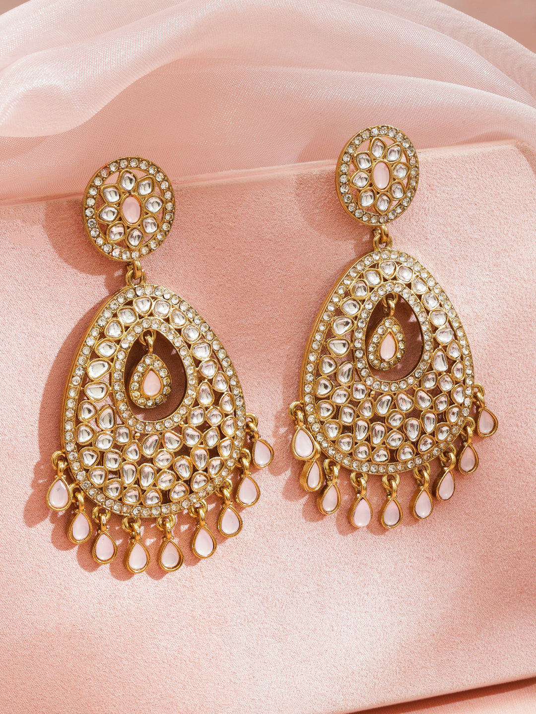 Royal Blush Dangler Earrings フリーサイズ