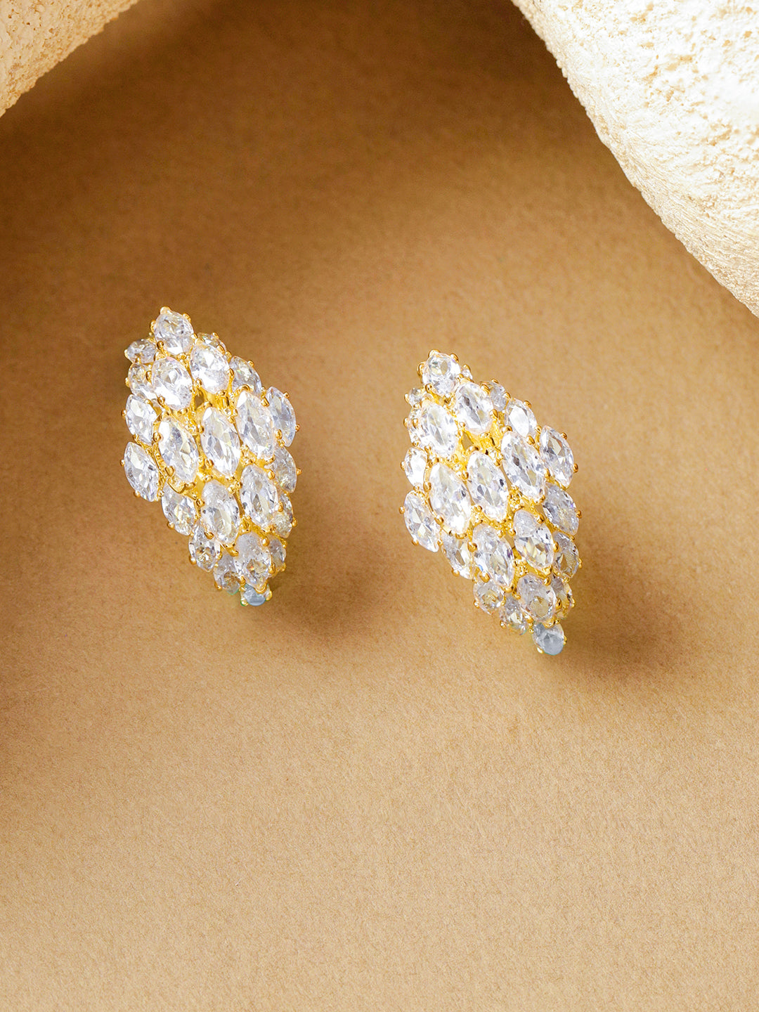 Gold Toned Crystal Stud Earrings フリーサイズ