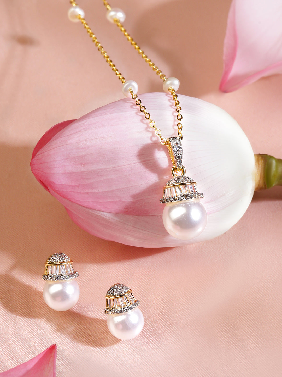 Moon Pearl Crystal Pendant Set フリーサイズ
