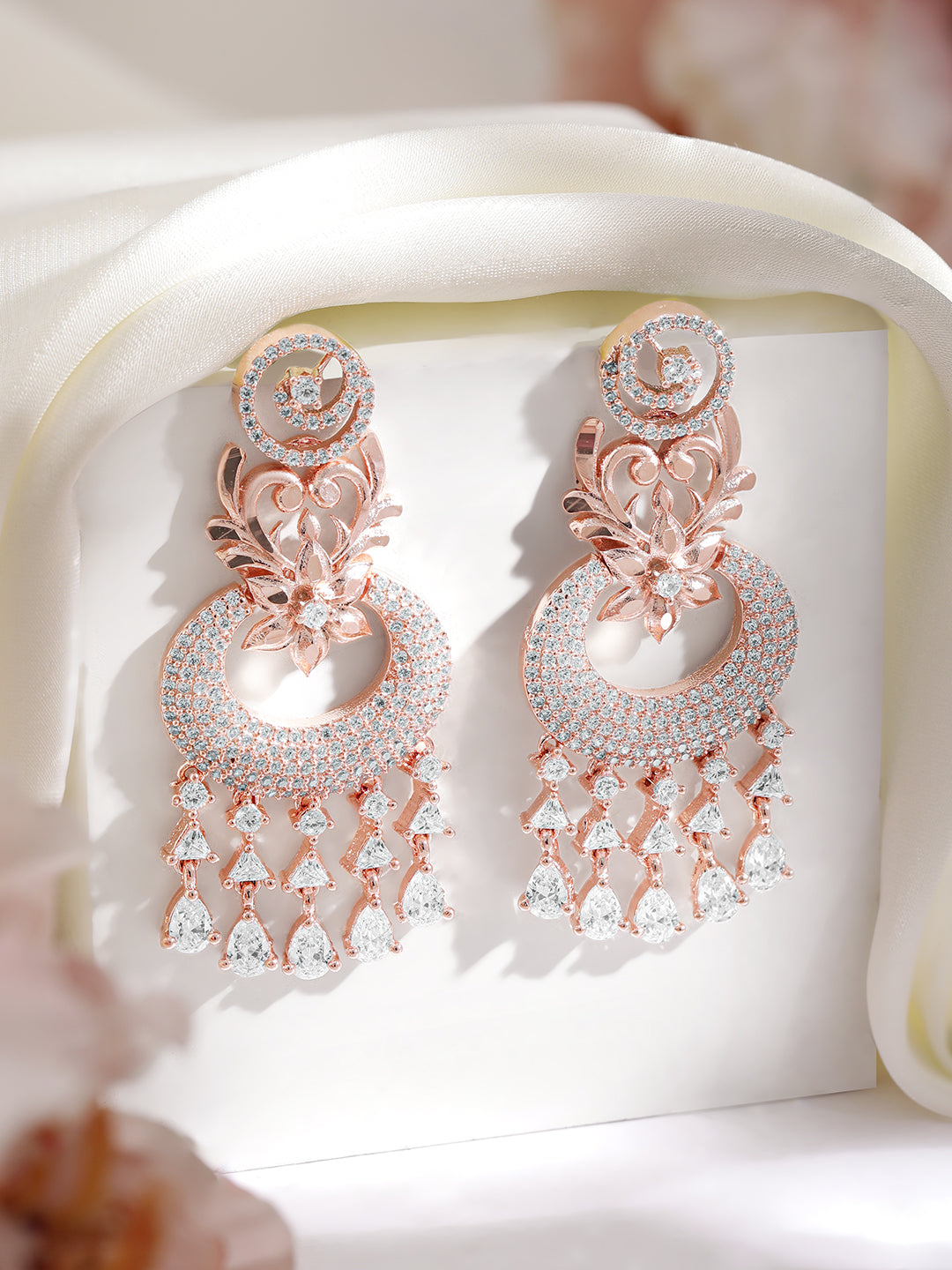 【Rubans】 Zircon Studded Handcrafted Rose Gold Plated Floral Chandbali Earrings｜ジルコン ハンドクラフト ローズゴールドメッキ フローラル シャンドバリ イヤリング
