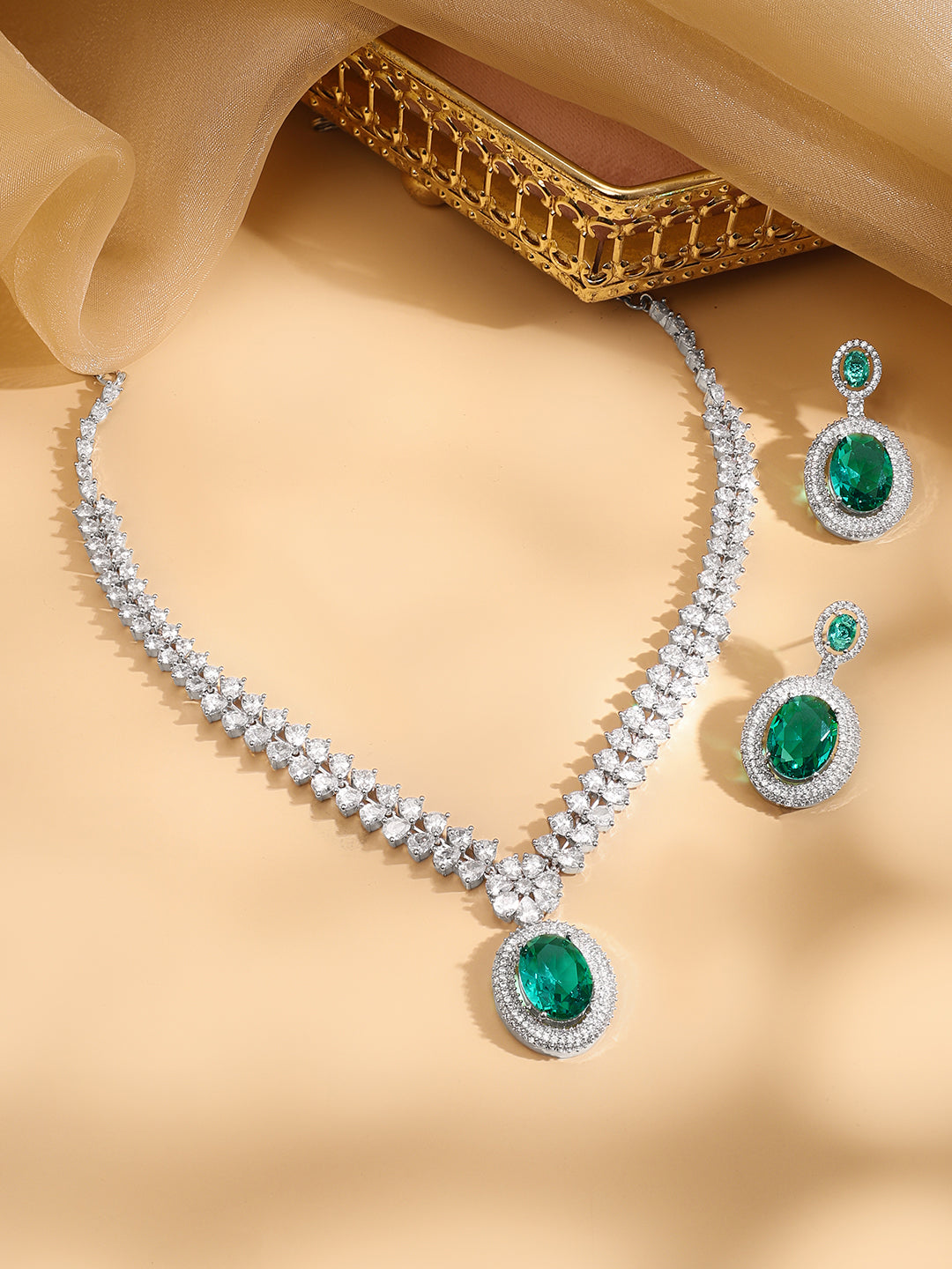 Emerald Necklace Set with American Diamond Zirconia フリーサイズ