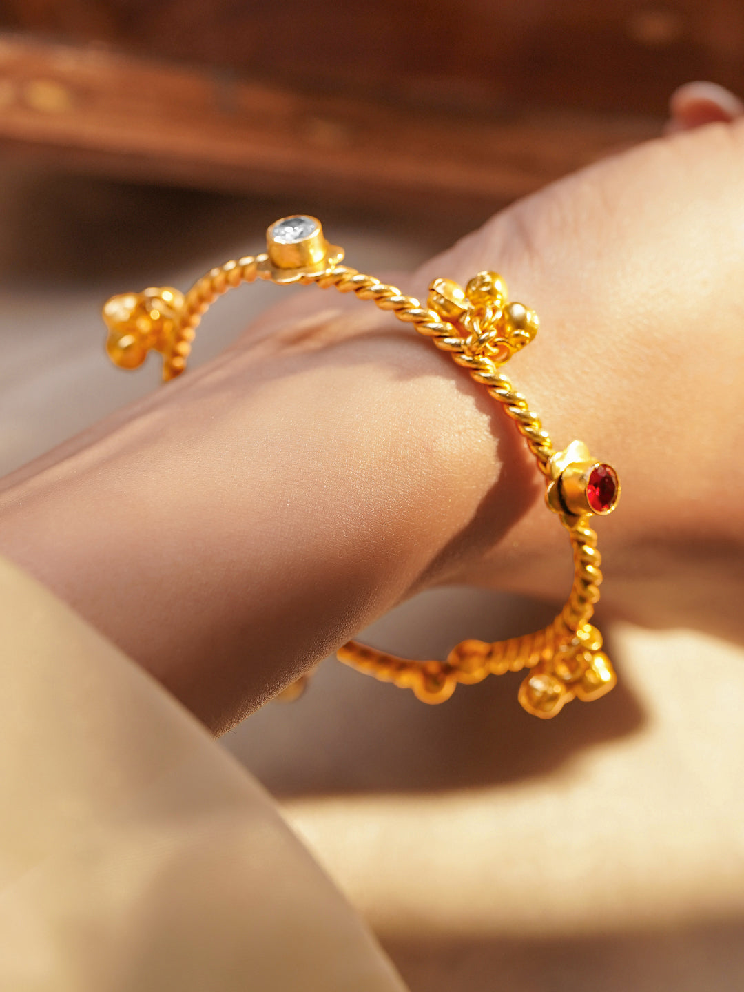 Ghungroo Rhythm Gold Kada Bangle フリーサイズ