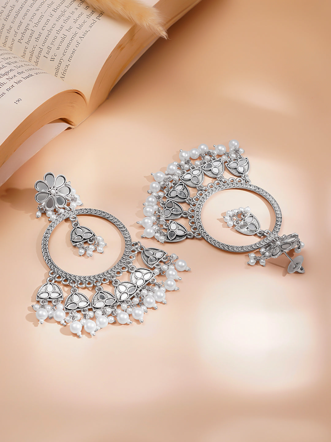 Floral Pearl Oxidised Long Dangler Earrings フリーサイズ
