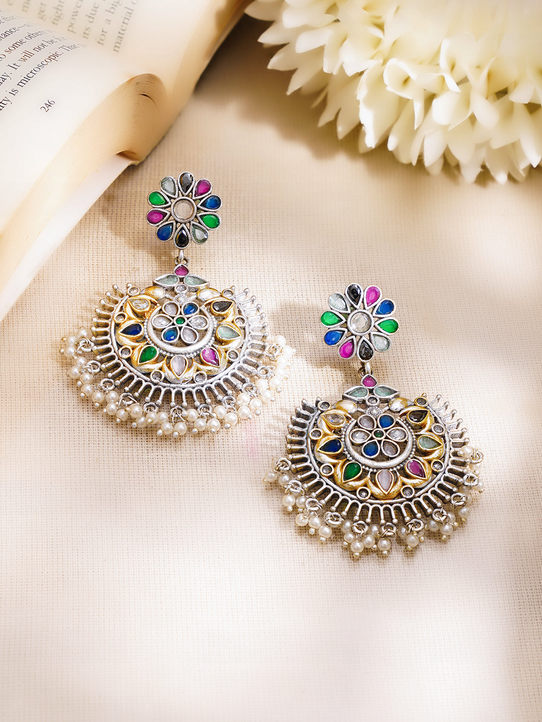 【Rubans】 Oxidised Multicolor Kundan Pearl Floral Chandbali Earrings｜オキシダイズド マルチカラー クンダン パール フローラル チャンドバリ イヤリング