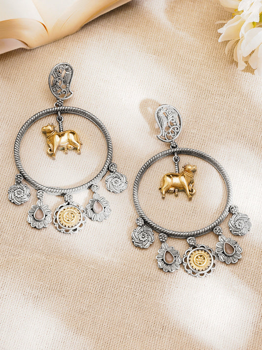 Oxidised Silver Tone Brass Cow Motif Hoop Dangler Earrings フリーサイズ