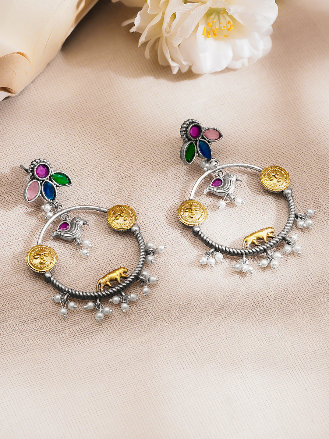 Oxidised Silver Tone Multicolor Temple Charm Dangler Earrings フリーサイズ