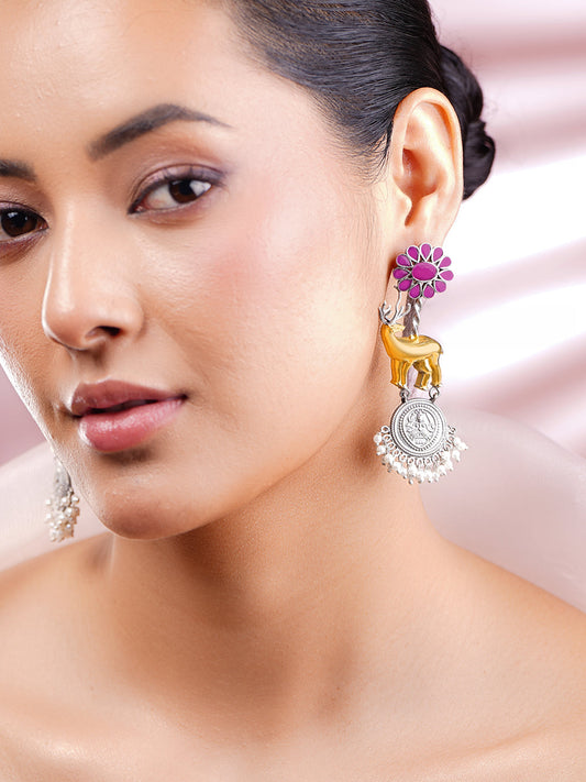【Rubans】 Oxidised Silver-Toned Deer Motif Coin Drop Earrings｜オキシダイズド シルバートーン ディアモチーフ コインドロップ イヤリング