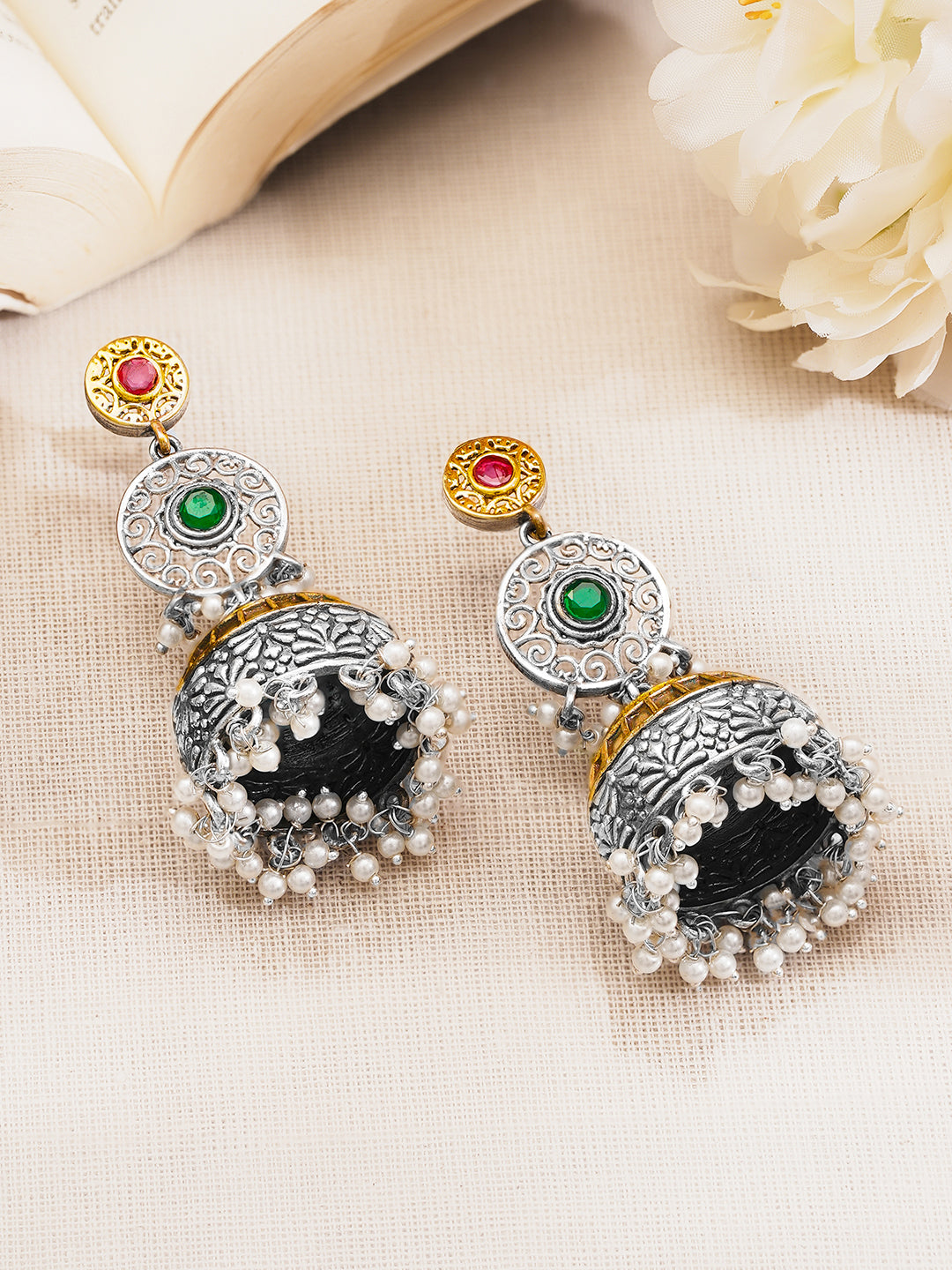 Rubans Oxidised Dual Tone Silver Gold Brass Green Red Pearl Jhumki Earrings フリーサイズ