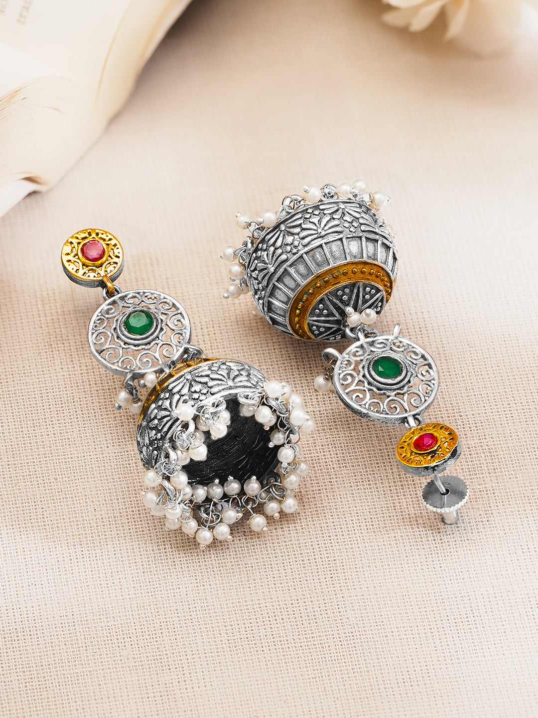 Rubans Oxidised Dual Tone Silver Gold Brass Green Red Pearl Jhumki Earrings フリーサイズ