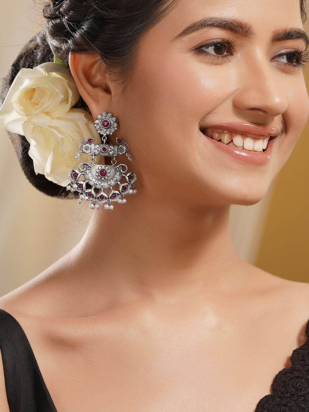 Rubans Oxidised Silver Plated Brass Ruby Red Pearl Chandbali Earrings フリーサイズ