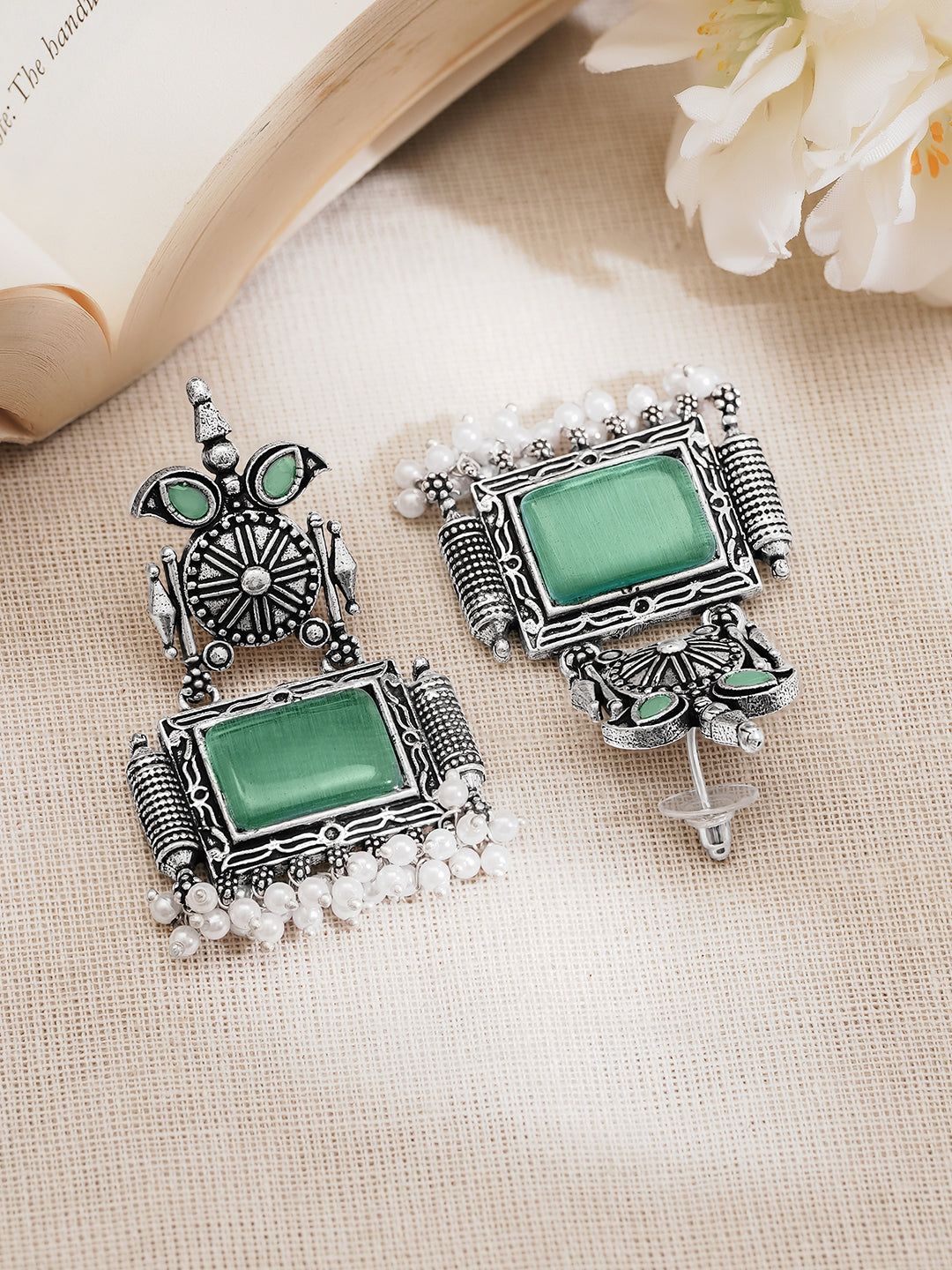 Rubans Oxidised Silver Plated Brass Green Pearl Tribal-Inspired Drop Earrings フリーサイズ