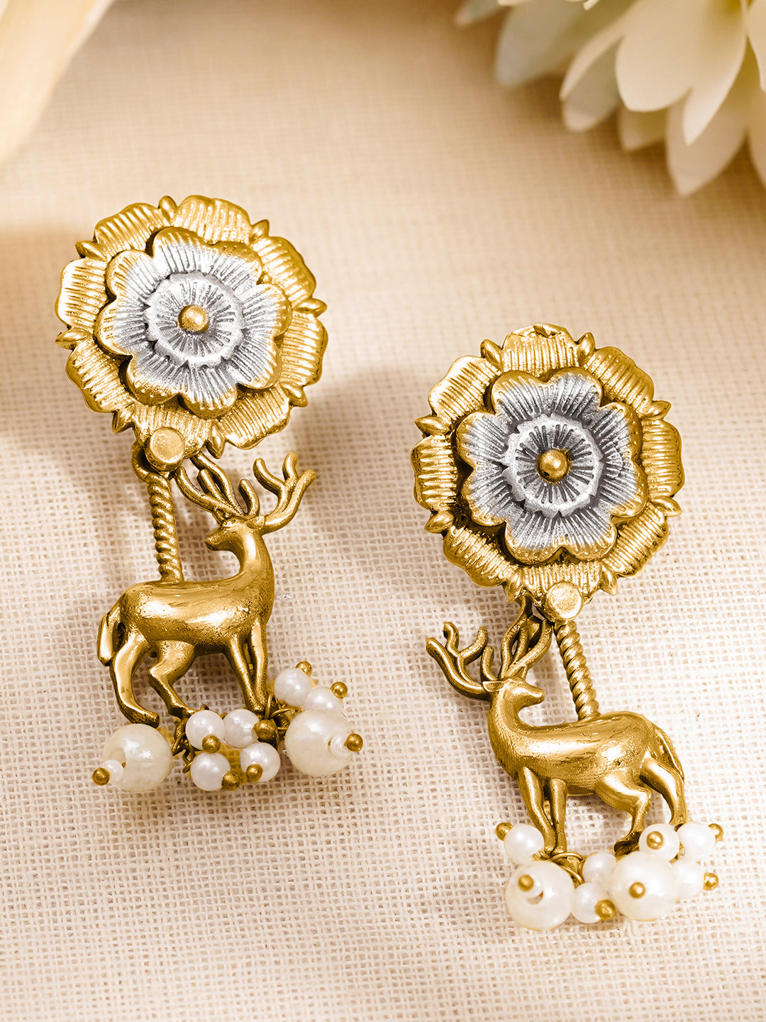 Artisan Dual Tone Deer Charm Drop Earrings フリーサイズ