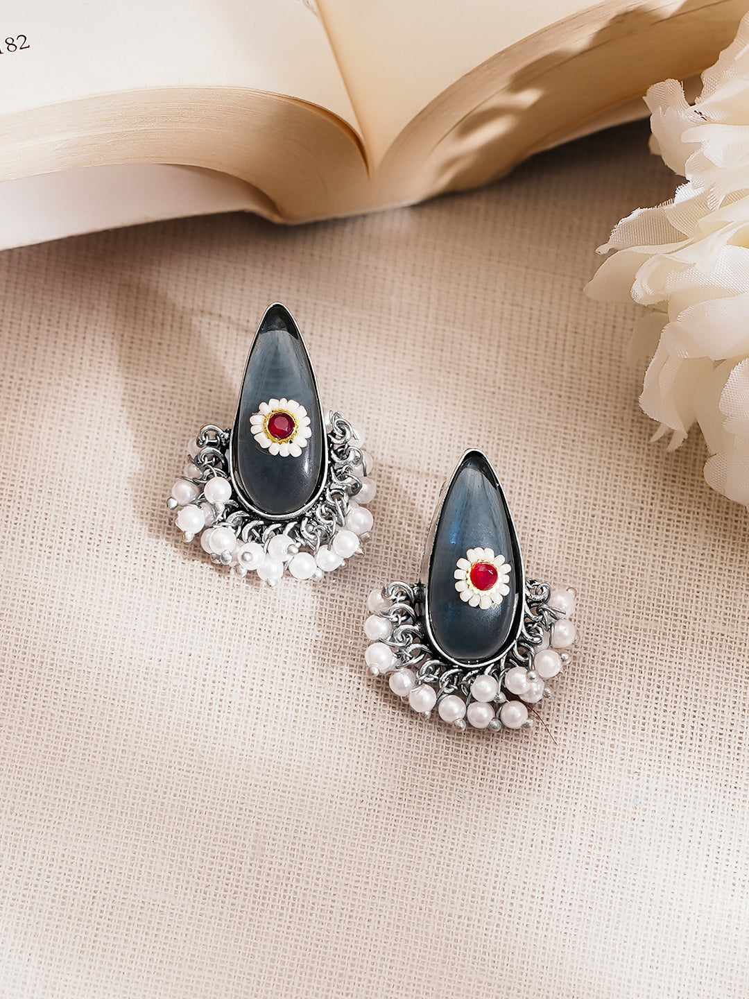 Rubans Oxidised Silver Plated Brass Smoky Blue Cat Eye Pearl Drop Earrings フリーサイズ