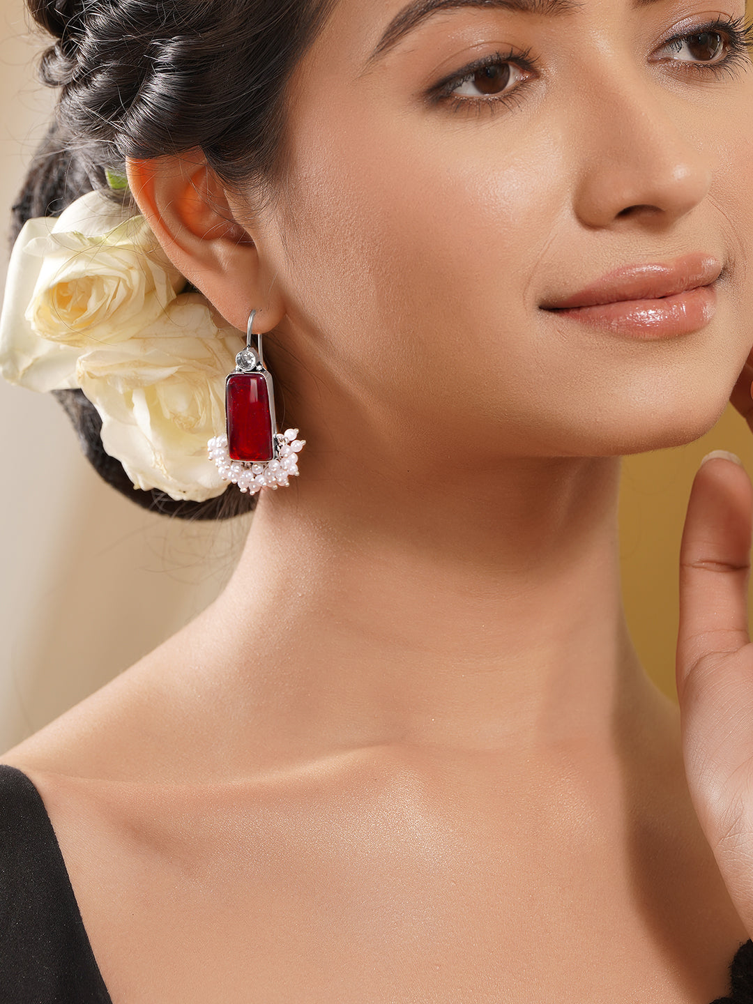 Rubans Oxidised Silver Plated Brass Ruby Red Rectangular Pearl Drop Earrings フリーサイズ