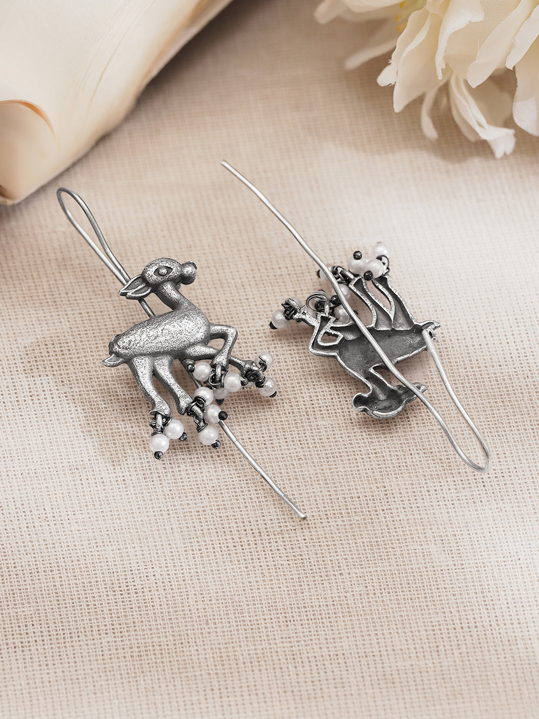 Oxidised Silver Tone Brass Deer Pearl Statement Ear Cuff Earrings フリーサイズ