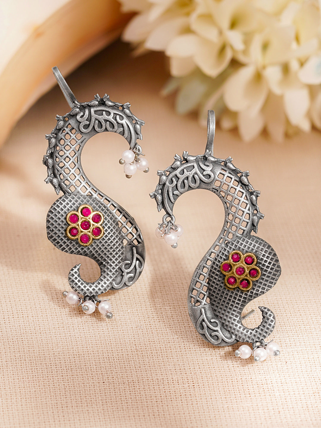 Antique Oxidised Statement Earcuff Earrings フリーサイズ