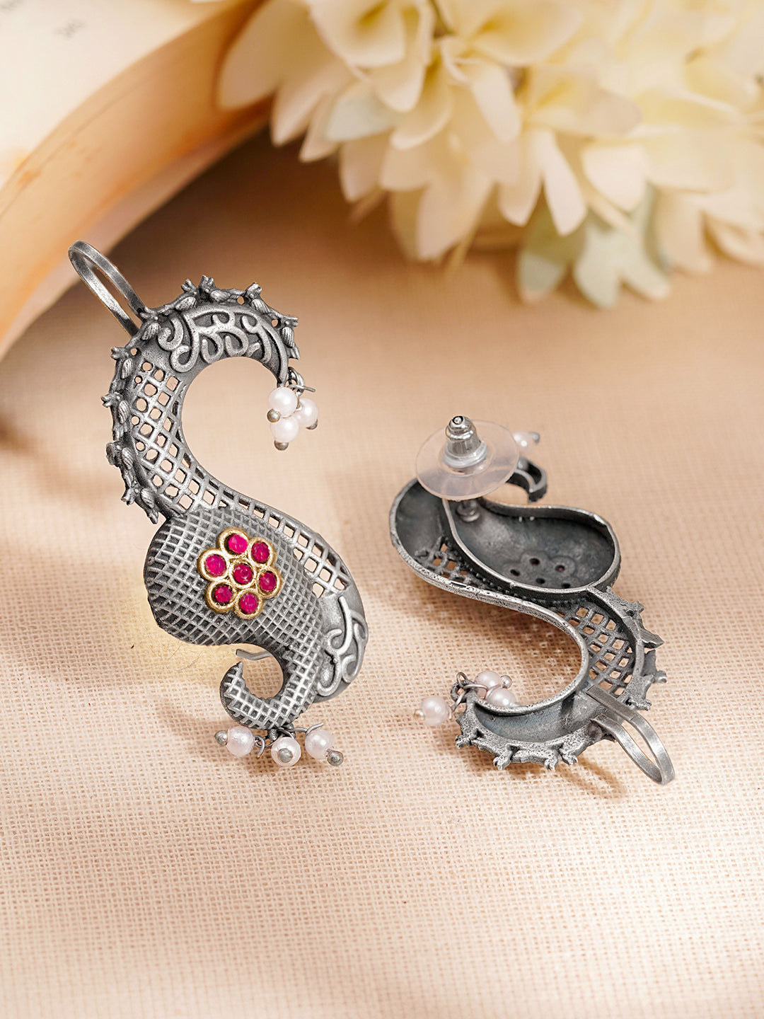 Antique Oxidised Statement Earcuff Earrings フリーサイズ