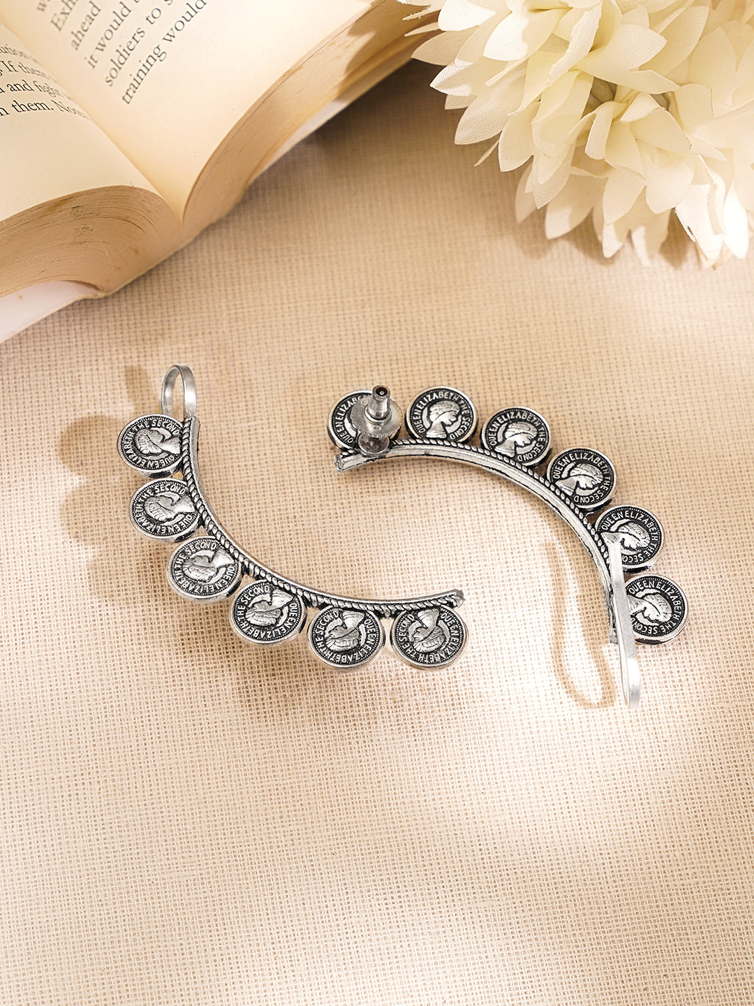 Heritage Coin Curve Earcuff Earrings フリーサイズ