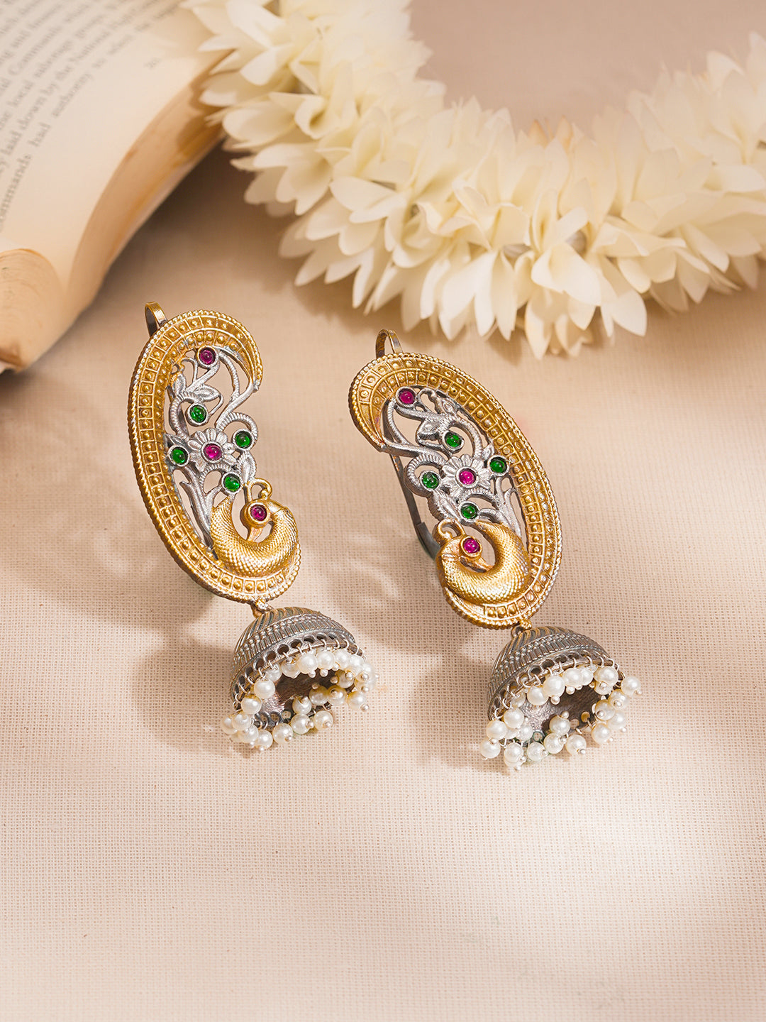 【Rubans】 Oxidised Dual Tone Peacock Motif Ear Cuff Jhumka Earrings｜オキシダイズド デュアルトーン 孔雀モチーフ イヤカフ ジュムカ イヤリング