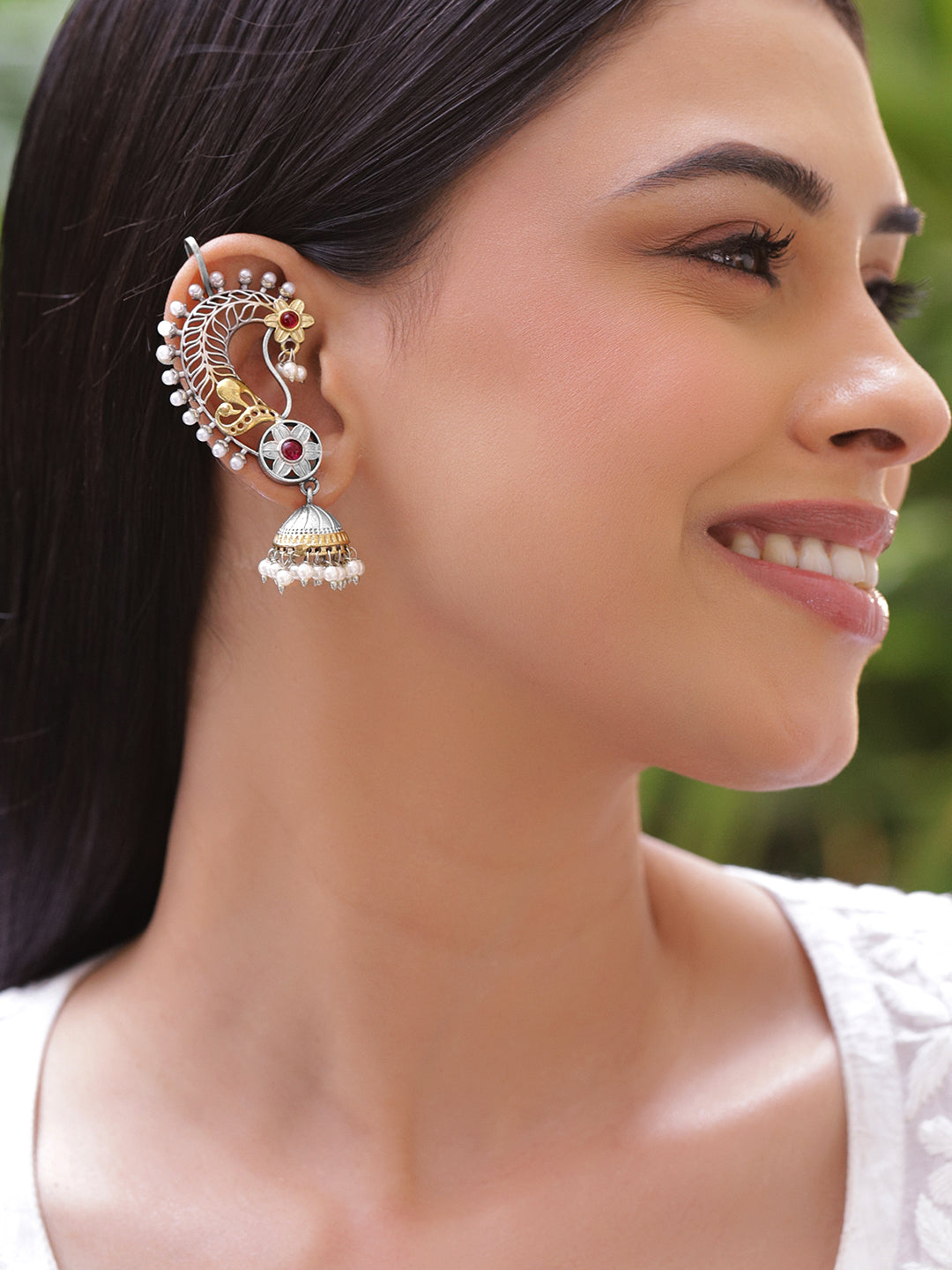 Elegant Pearls Multicolor Oxidised Jhumka フリーサイズ