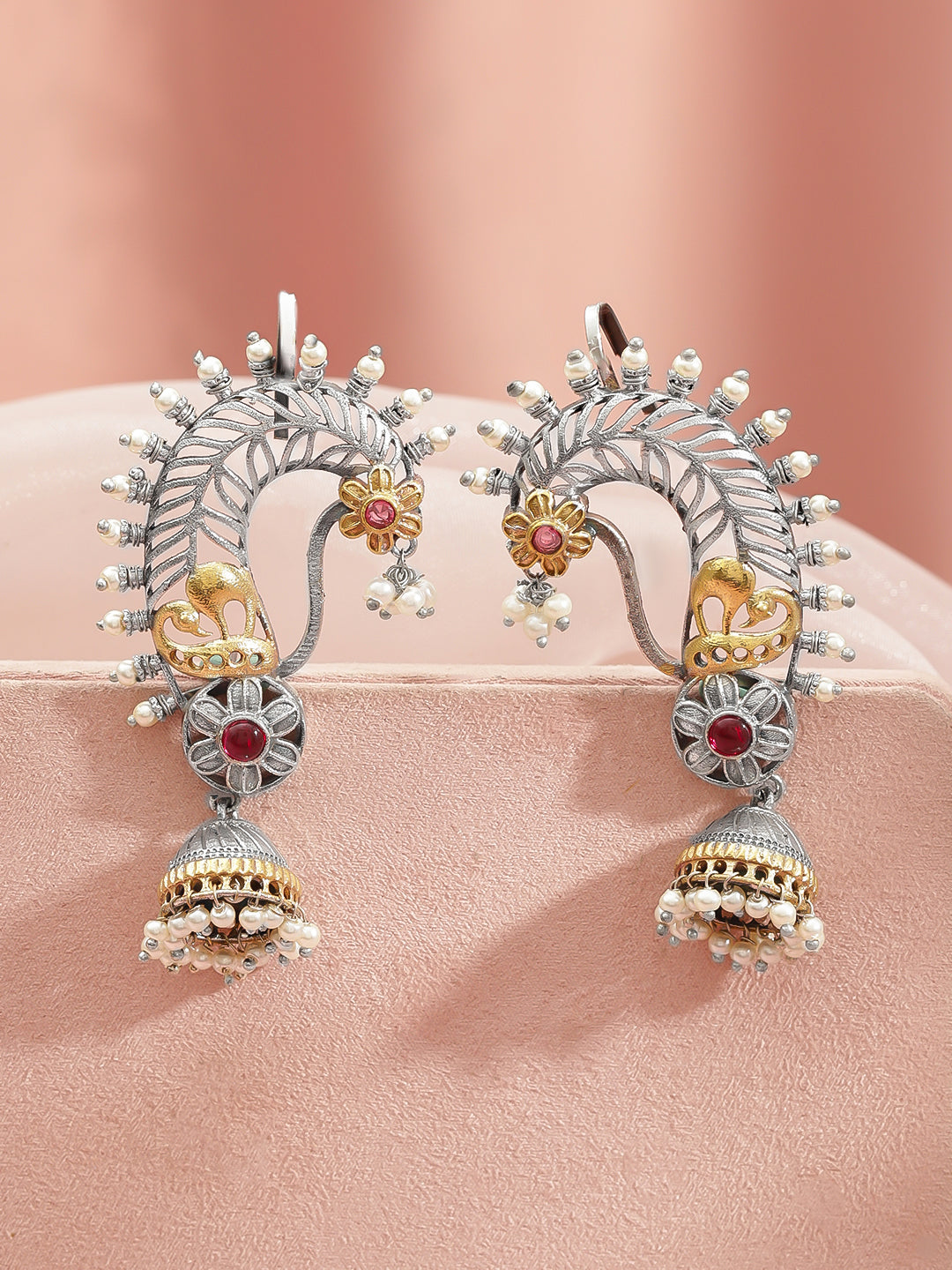 Elegant Pearls Multicolor Oxidised Jhumka フリーサイズ