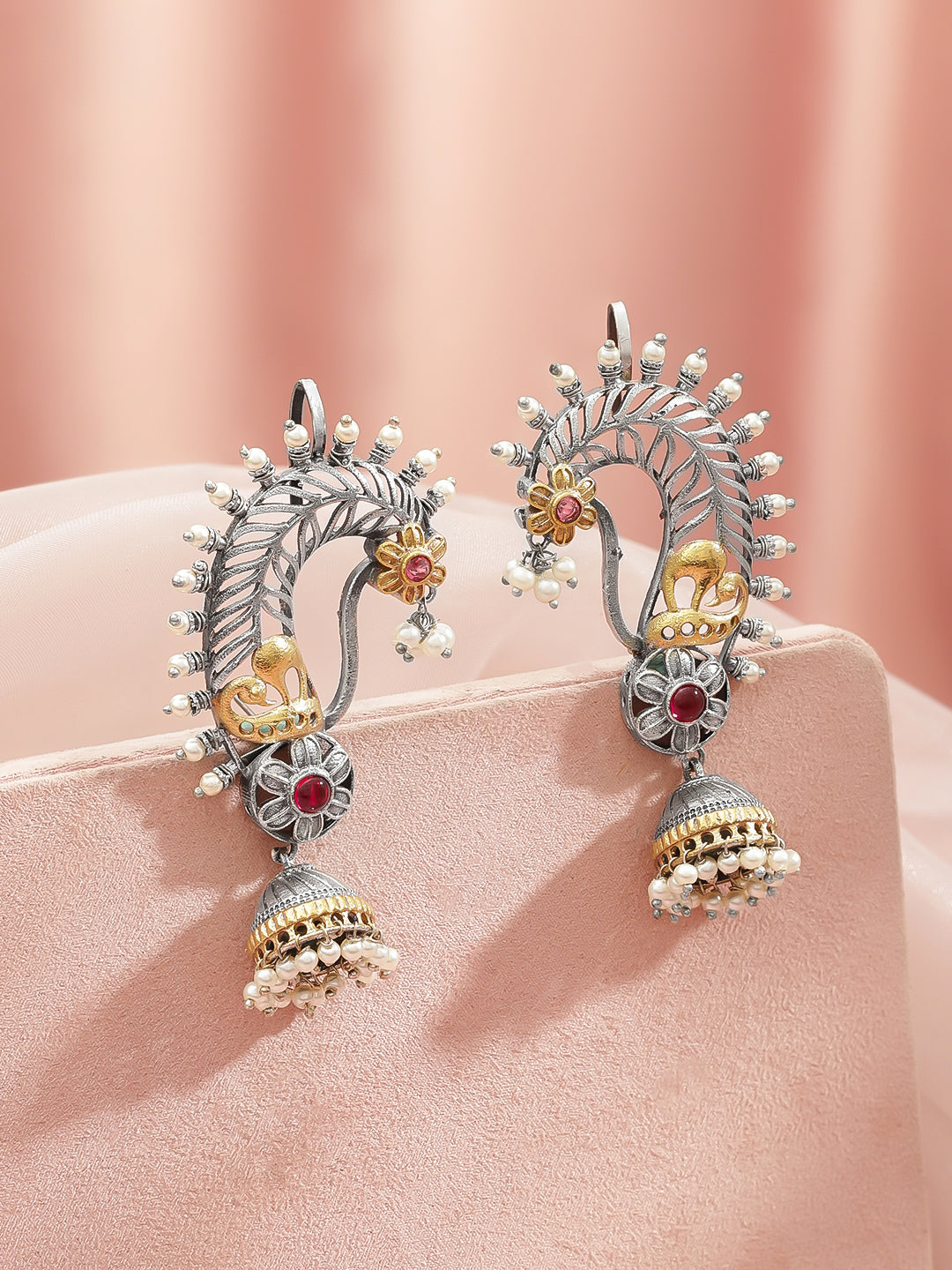 Elegant Pearls Multicolor Oxidised Jhumka フリーサイズ