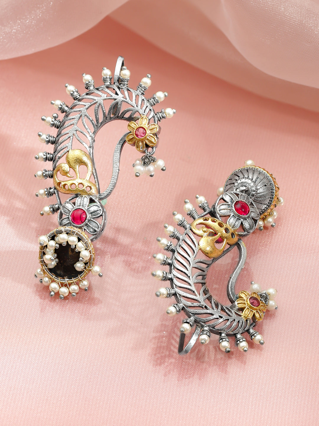 Elegant Pearls Multicolor Oxidised Jhumka フリーサイズ
