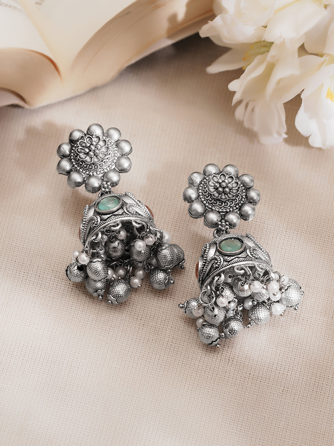 Silver Tone Brass Green Detail Pearl Ghungroo Jhumka Earrings フリーサイズ