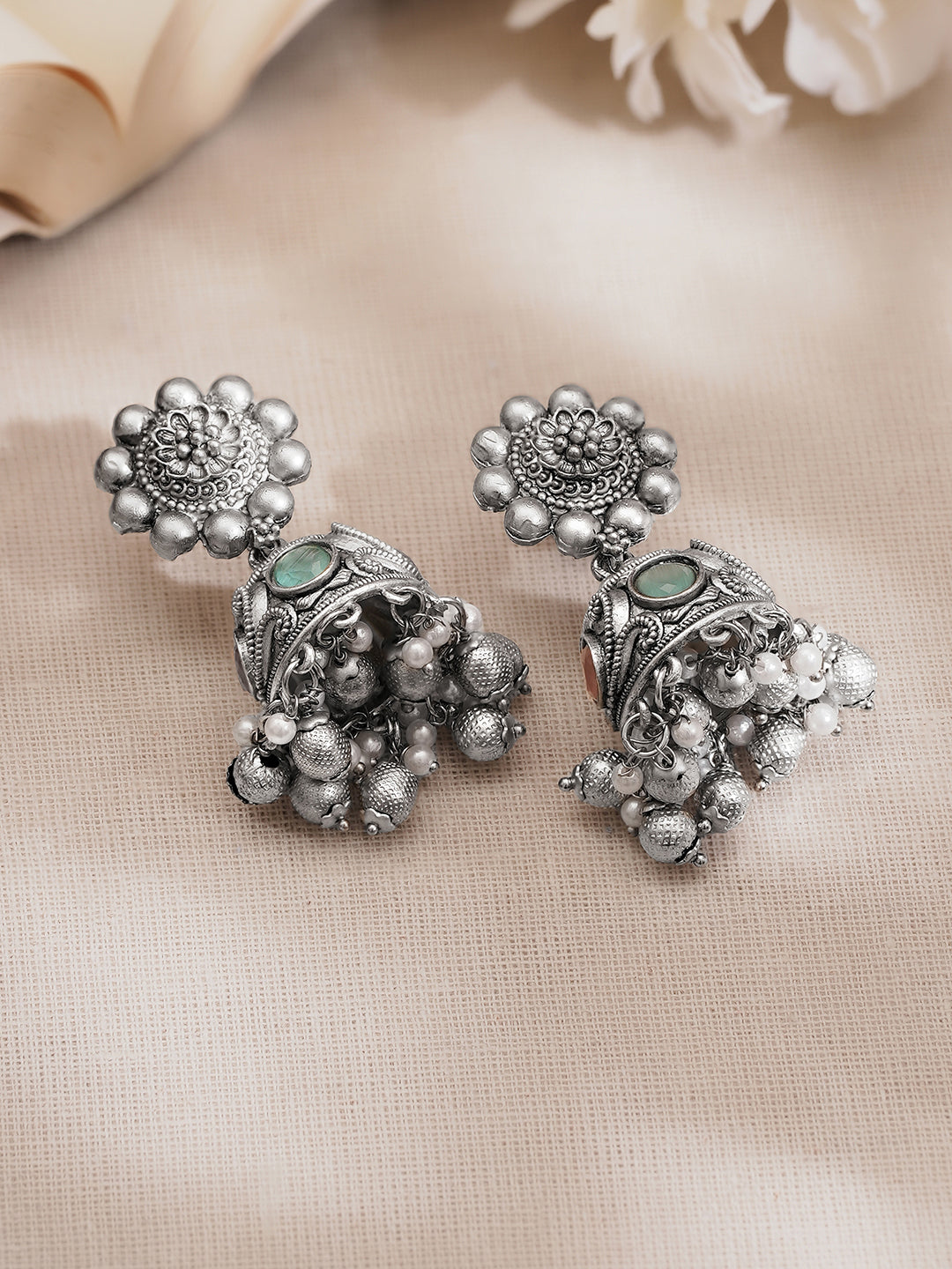 Silver Tone Brass Green Detail Pearl Ghungroo Jhumka Earrings フリーサイズ