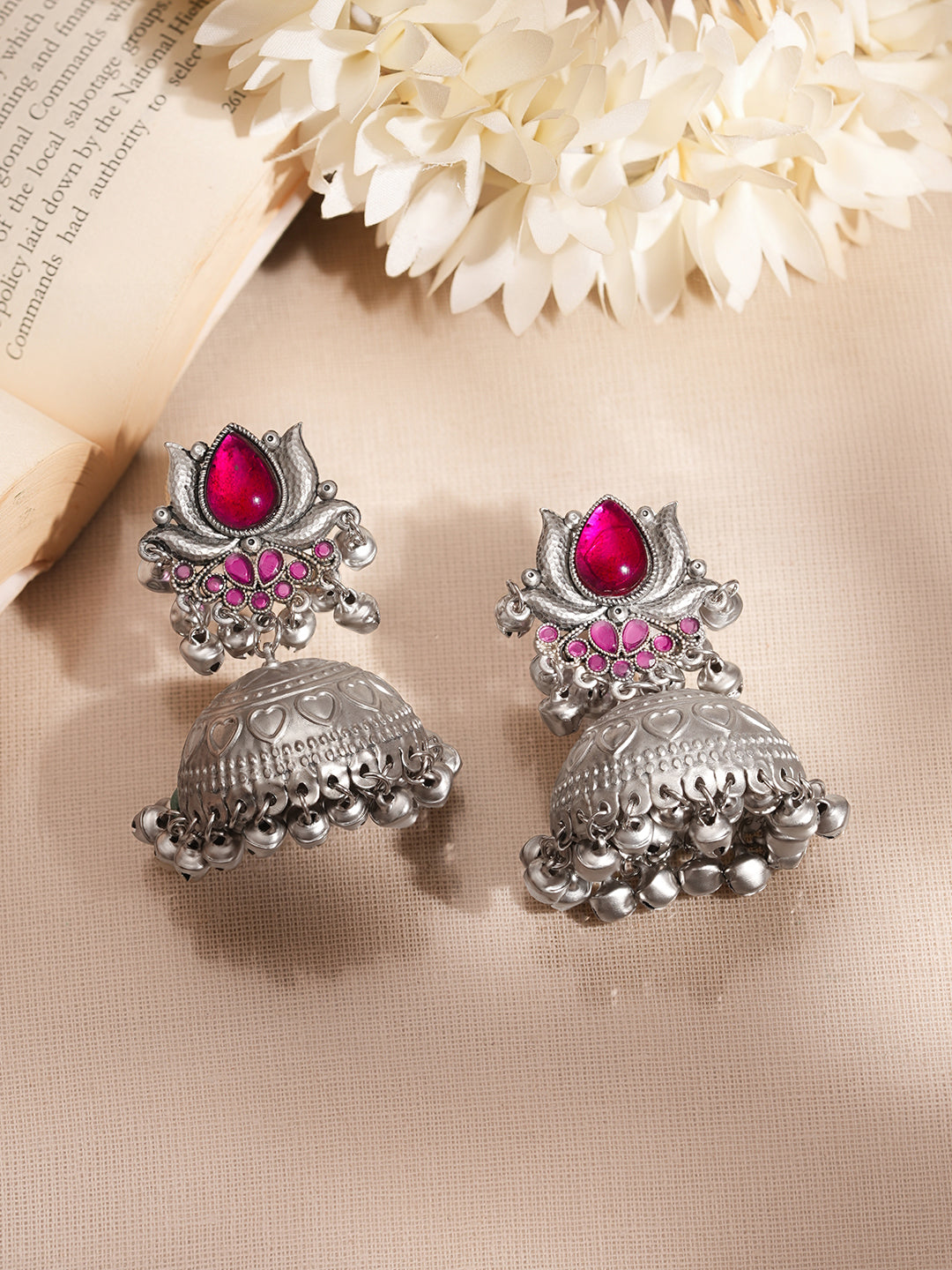 【Rubans】 Oxidised Lotus Ruby Charm Jhumka Earrings｜オキシダイズド ロータス ルビーチャーム ジュムカ イヤリング