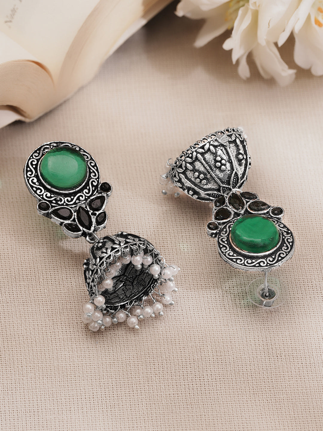 Oxidised Silver Tone Brass Emerald Studded Floral Stud Jhumka Earrings フリーサイズ