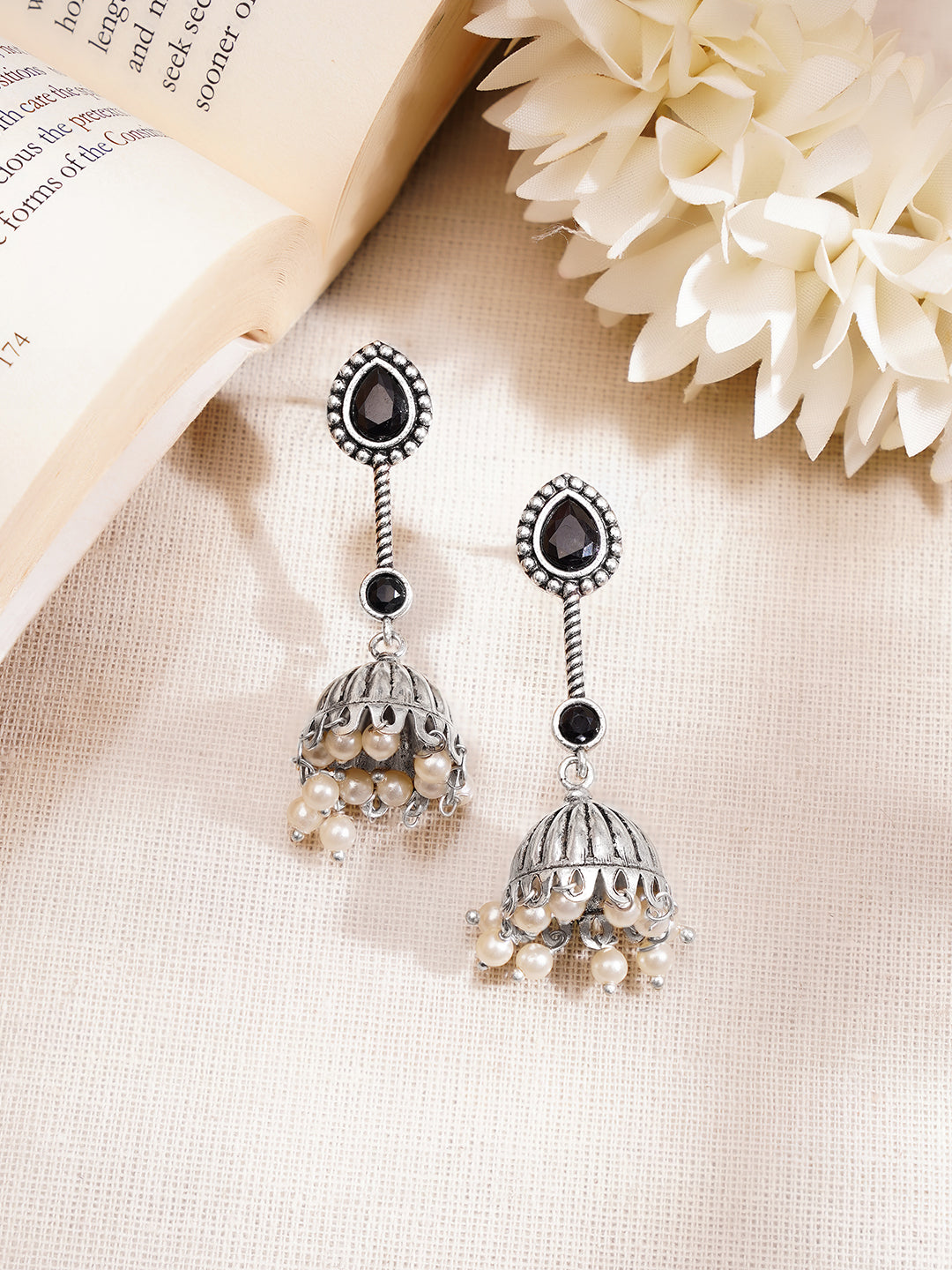 【Rubans】 Oxidised Pearl Drop Jhumkas｜オキシダイズド パールドロップ ジュムカ