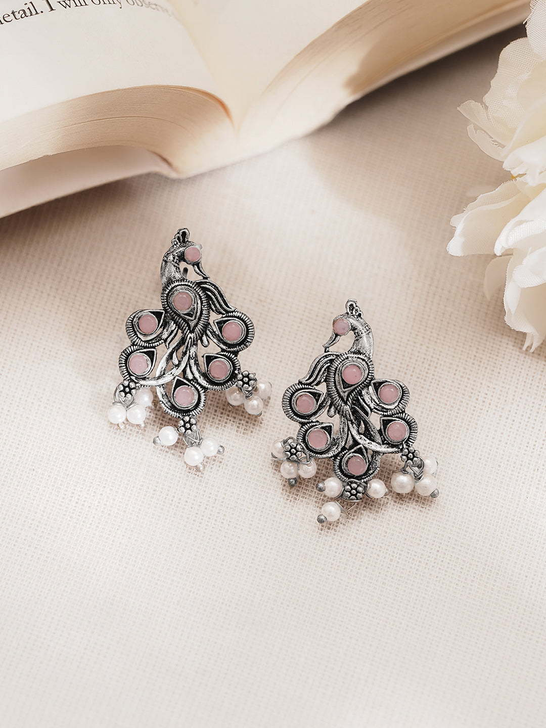 Oxidised Pastel Pink Peacock Stud Earrings フリーサイズ