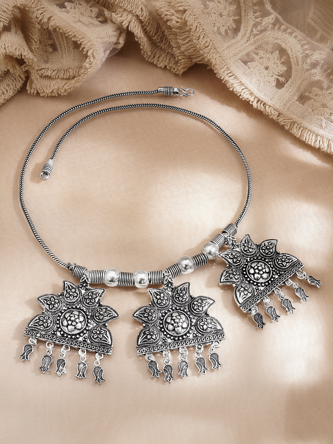 Oxidised Silver Tone Brass Vintage Floral Statement Necklace フリーサイズ