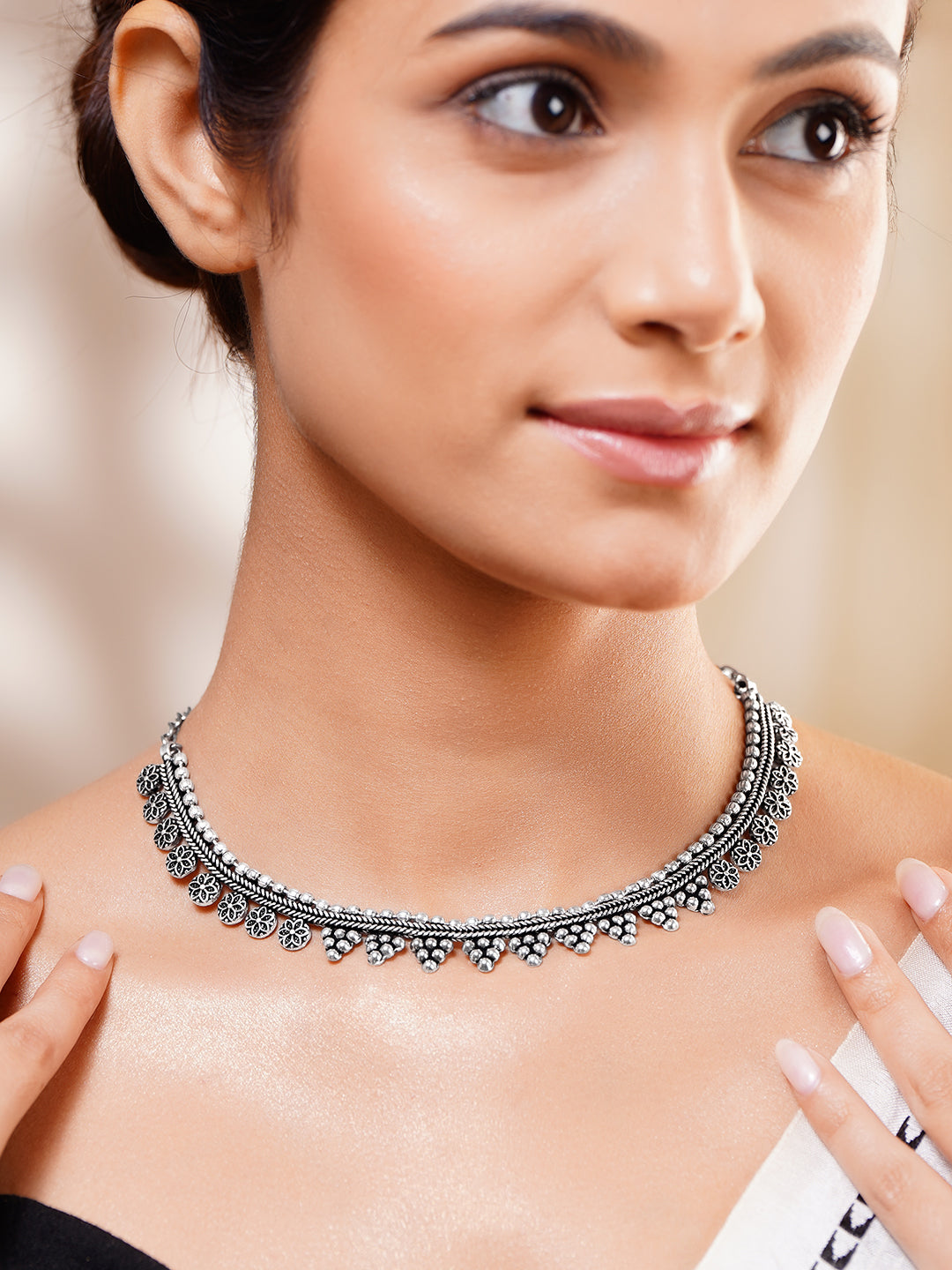 Oxidised Floral Statement Necklace フリーサイズ