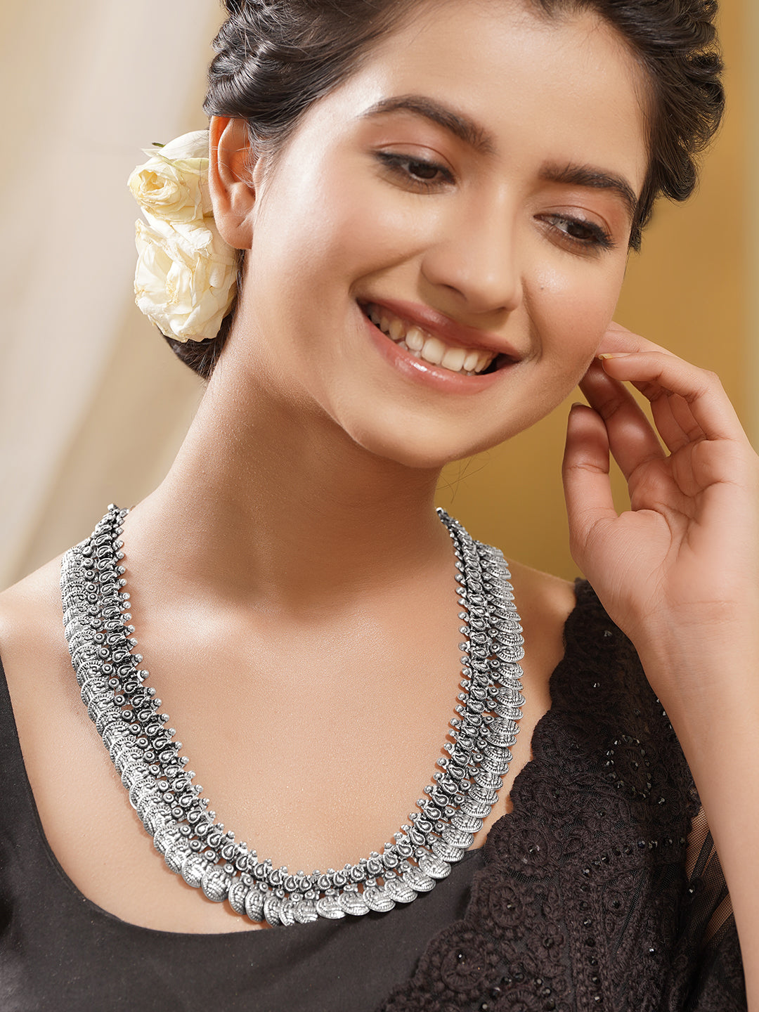 Oxidised Layered Coin Statement Necklace フリーサイズ