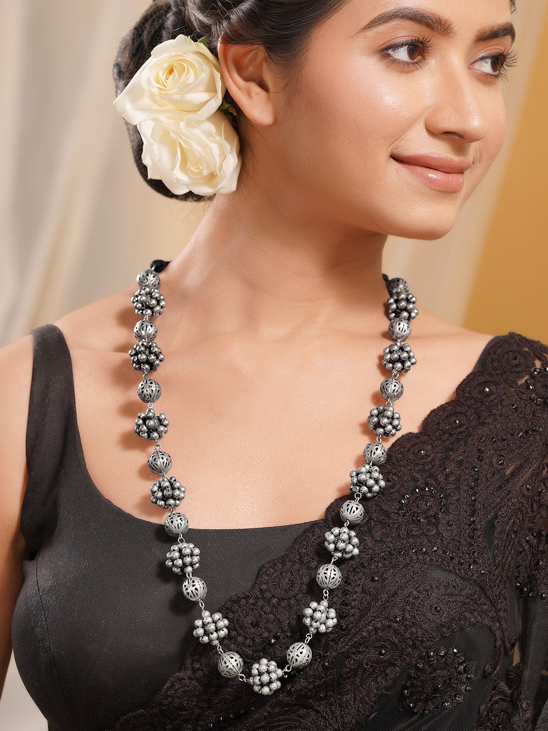 Rubans Women Silver Brass Oxidised Beaded Statement Long Necklace フリーサイズ