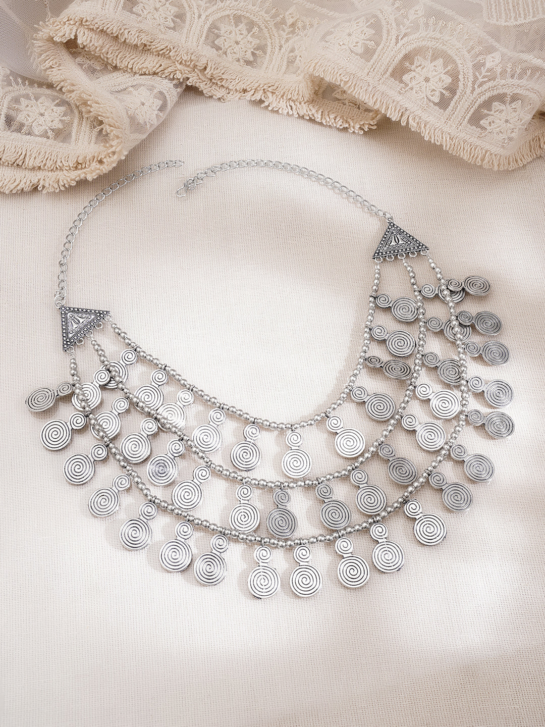 【Rubans】 Antique Gold Tone Multi Layer Spiral Charm Statement Necklace｜アンティークゴールドトーン マルチレイヤー スパイラルチャーム ステートメントネックレス