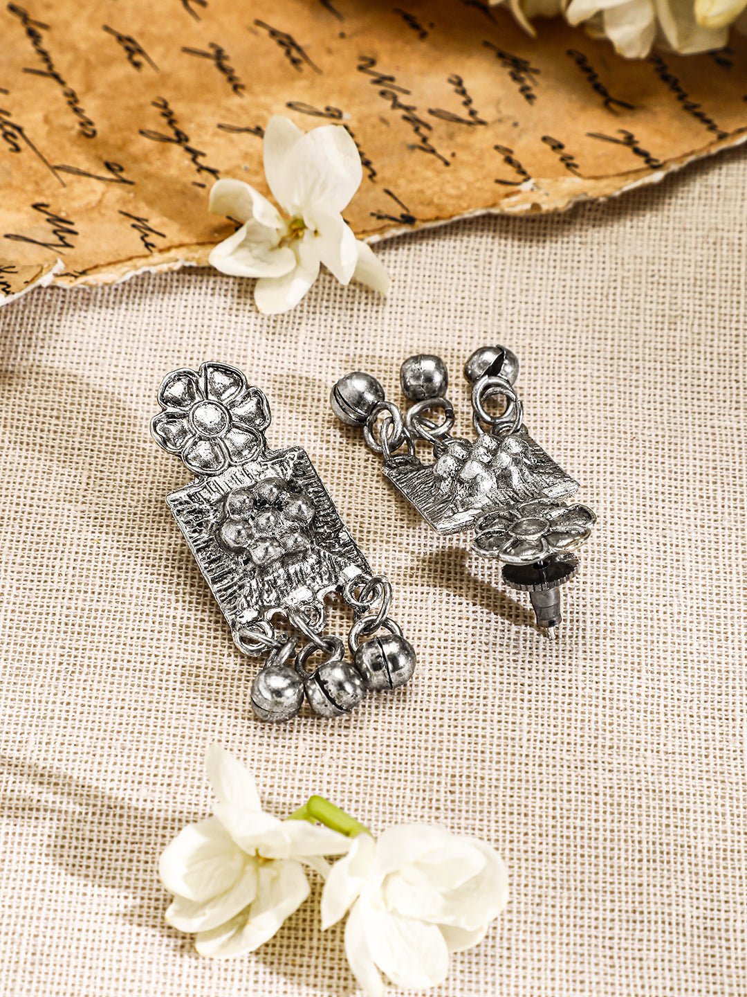 Oxidized Floral Beaded Geometric Necklace Set Silver