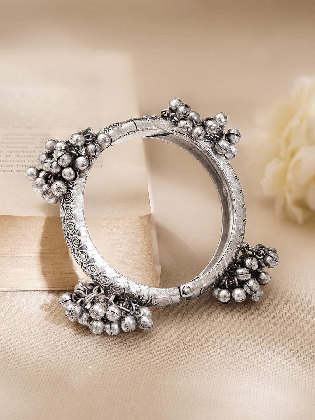 Oxidised Ghungroo Cluster Designer Bangle フリーサイズ