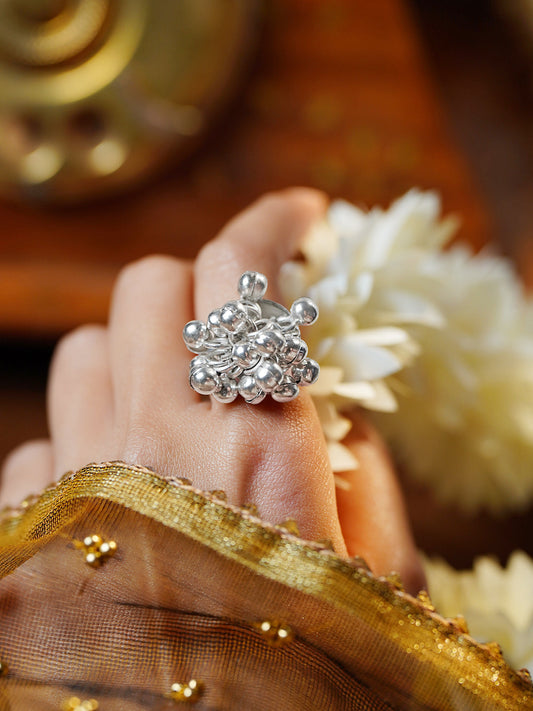 Silver Ghungroo Statement Adjustable Ring フリーサイズ