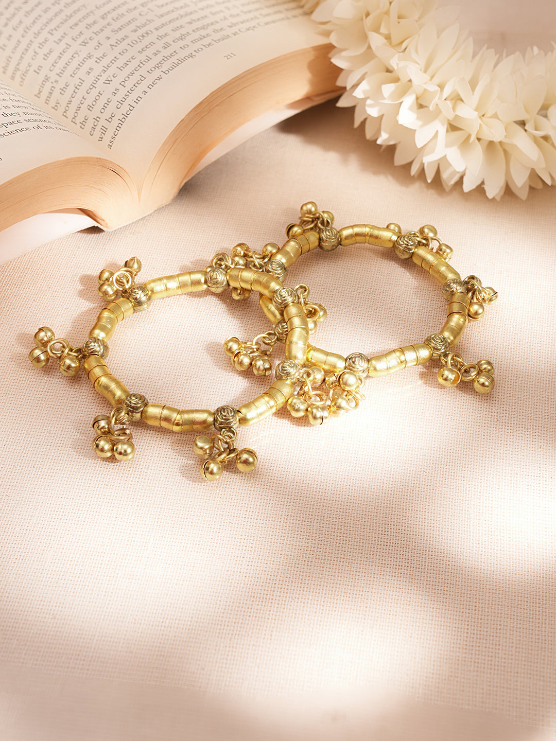 Gold Festive Beaded Statement Bangle Set フリーサイズ