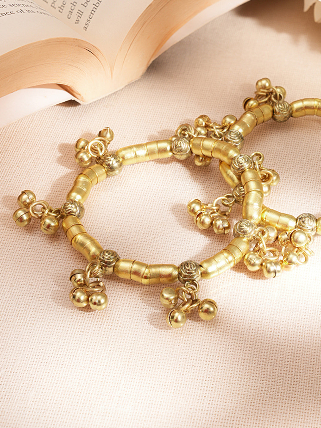Gold Festive Beaded Statement Bangle Set フリーサイズ