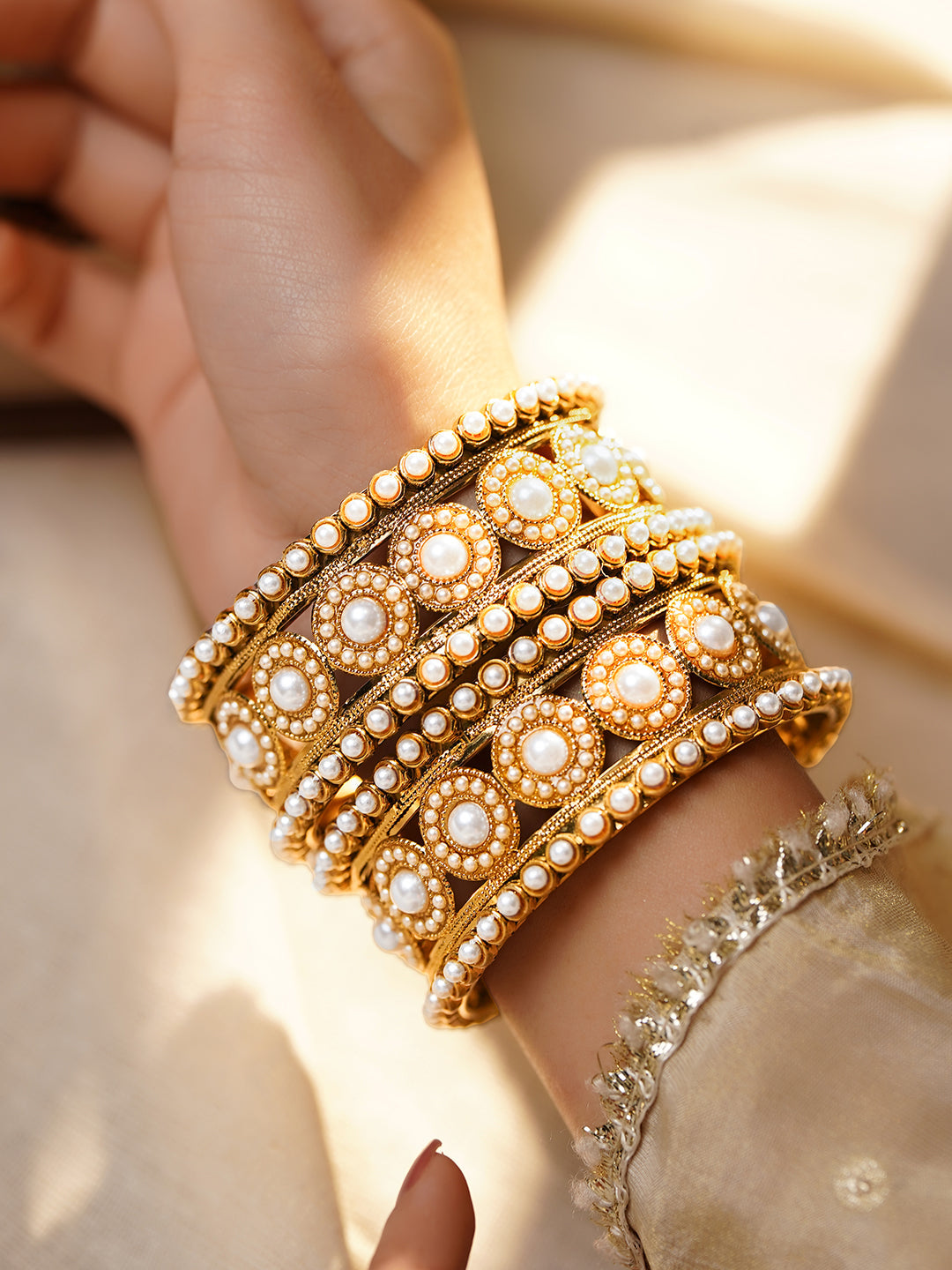 Wedding Glow Pearl Bangles Set フリーサイズ